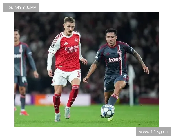 厄德高作为核心中场的比赛影响力与统治力解析 厄德高作为核心中场的比赛影响力与统治力解析